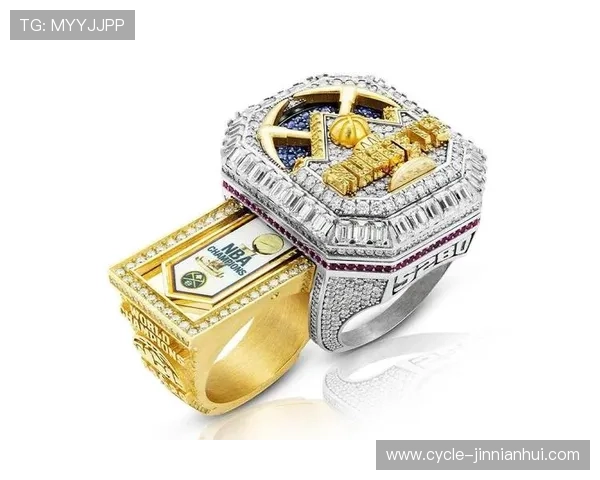 足球球星佩戴的指环背后的故事与象征意义解析